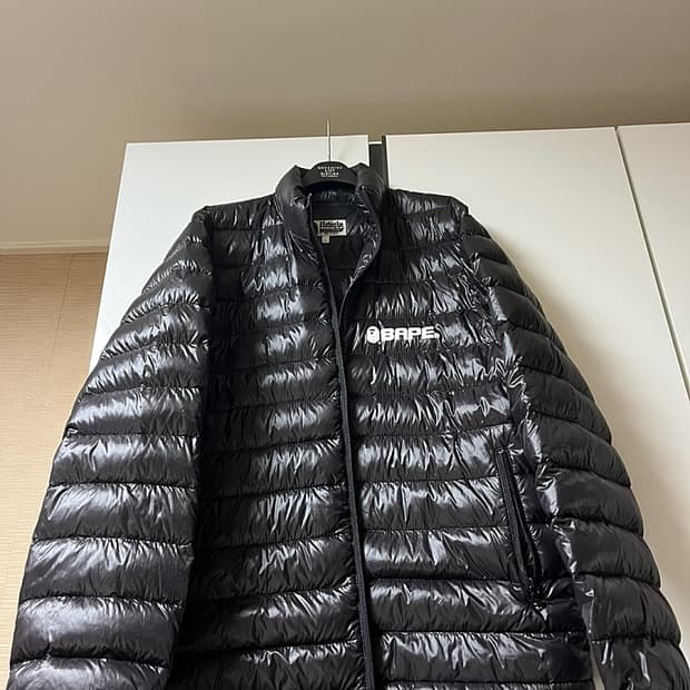 베이프 경량패딩 L size 극미중고