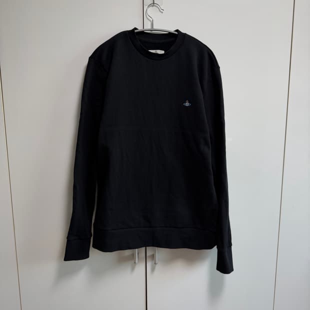 비비안웨스트우드 블랙 맨투맨 L