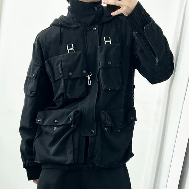 산드로 옴므 20FW 멀티포켓 사파리 자켓