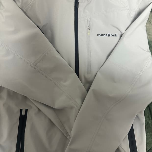 몽벨 바람막이  L