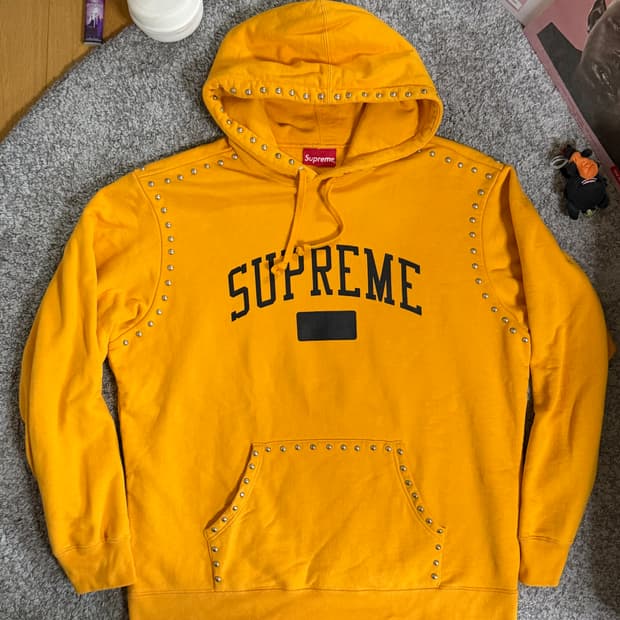 슈프림 18FW 스터디드 후드티