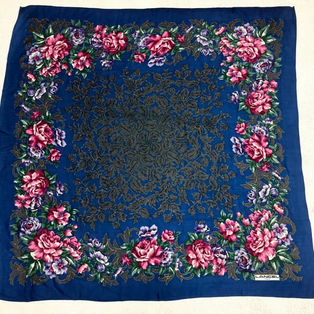 란셀(LANCEL) 빅사이즈 플로럴 스카프