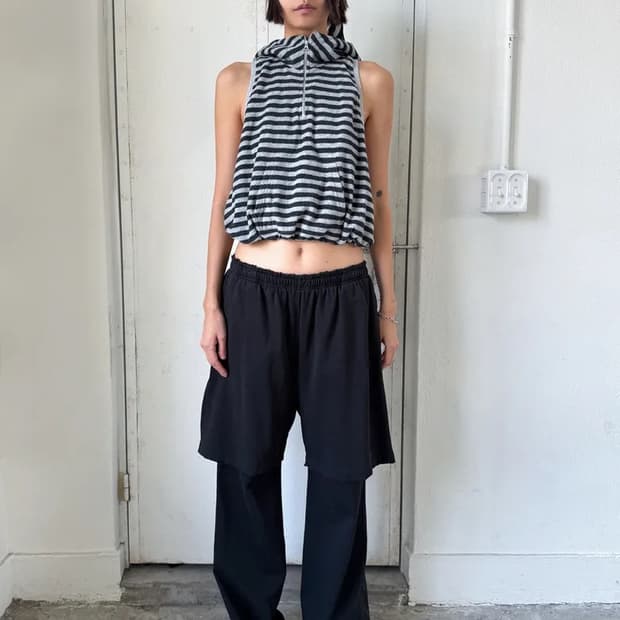 에스이오 TERRY STRIPE SLEEVELESS HOODIE