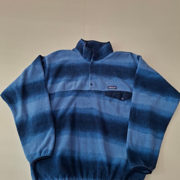XL 파타고니아 신칠라 블루 스트라이프 플리스