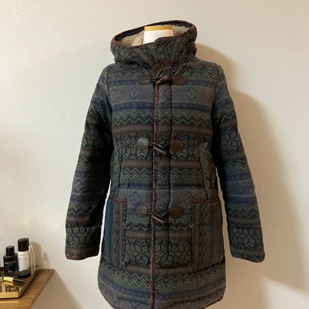 써스데이아일랜드 Thursday island 구스다운 롱패딩