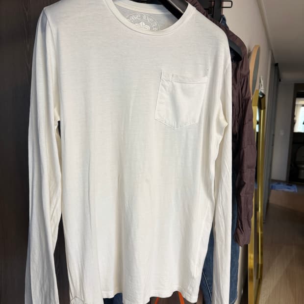 크롬하츠 가죽패치 롱슬리브