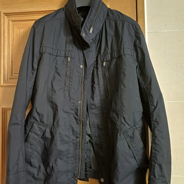 헤지스 네이비 집업 점퍼