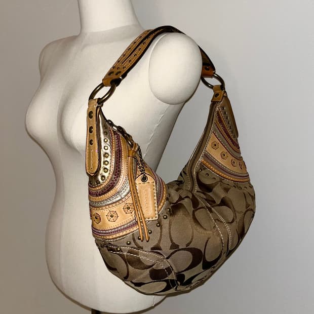 📦 Coach vintage Shoulder Bag