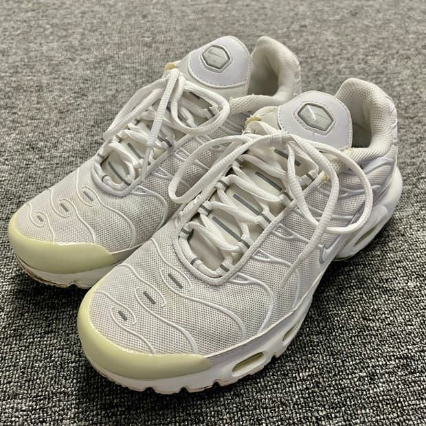 [245] 나이키 맥스플러스 화이트 