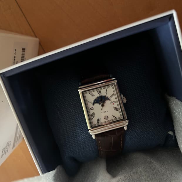 노아 타이맥스 문페이즈 브라운 실버