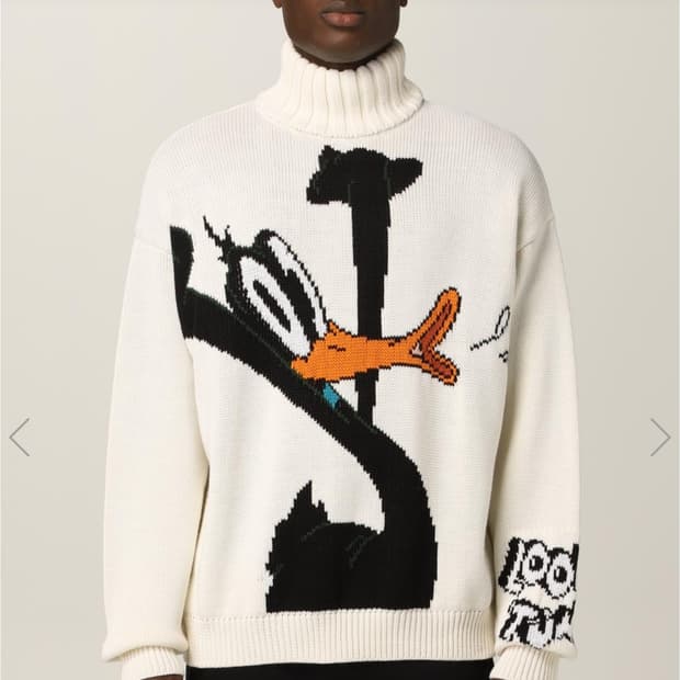 GCDS 벅스 버니 터틀넥 스웨터