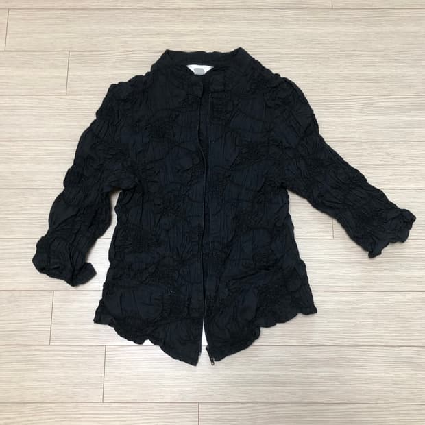 센소유니코 t.b 투웨이 링클 셔링 스탠드카라 5부 집업 셔츠 블라우스