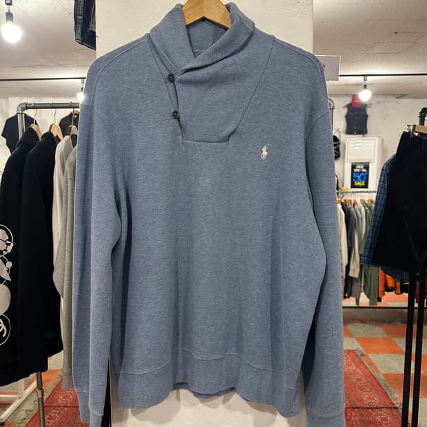 폴로 니트