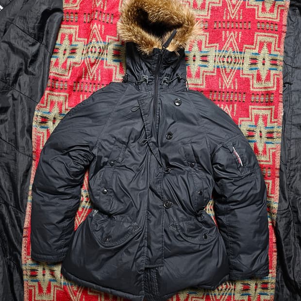 폴로 라쿤퍼 헤비 패딩