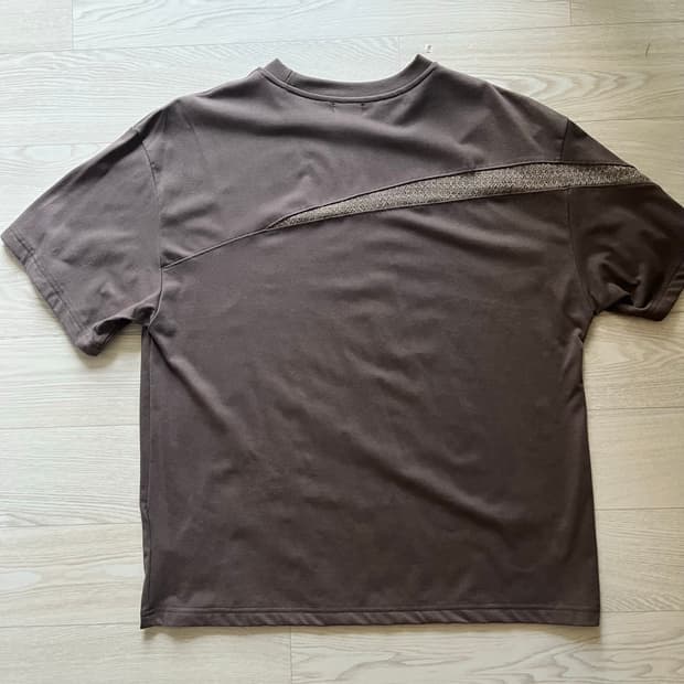 ILRYU Shift line T-shirt (Brown) 1사이즈