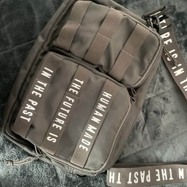 휴먼메이드 밀리터리 파우치 크로스백 라지 그레이
