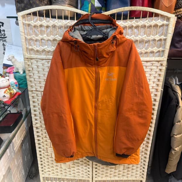 100 정품 아크테릭스 카파sv 후디자켓 팝니다