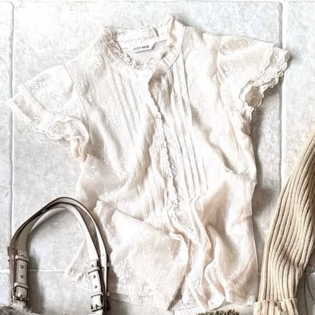 와이즈걸 레스트로즈 페어리 반팔 블라우스 탑