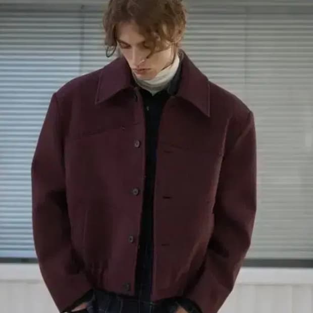 웨이비니스 울 크롭 자켓 2사이즈  버건디