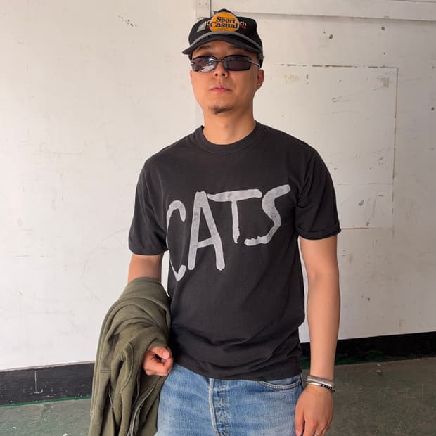 80’s Cats musical official promo T-shirt