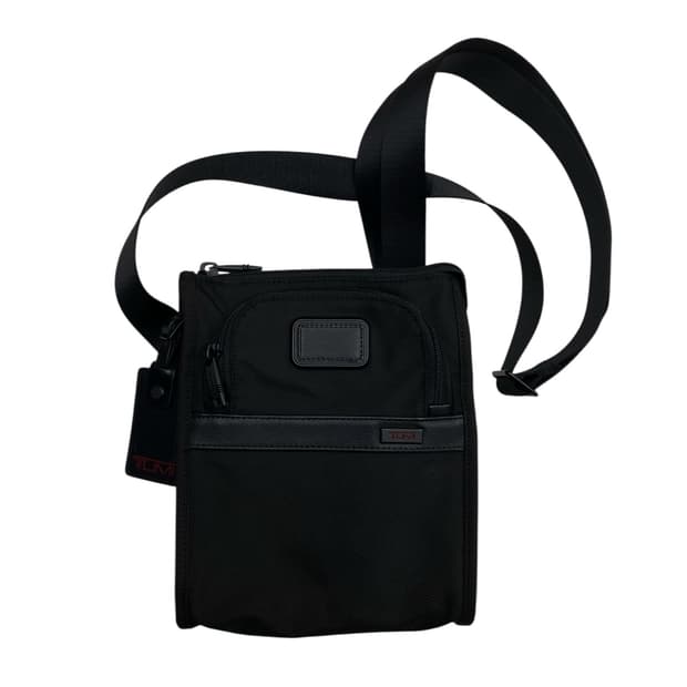 투미 알파메신져 블랙 크로스백