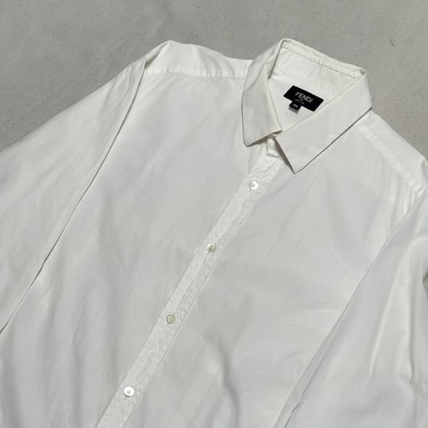 38 펜디 화이트 셔츠