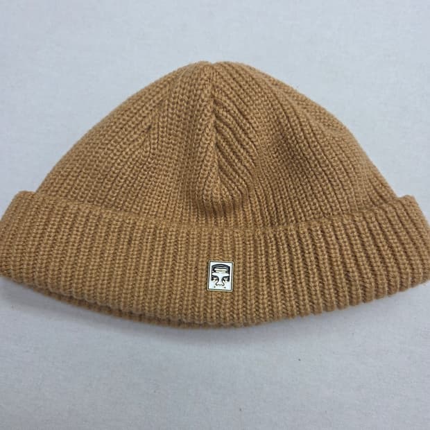 오베이 숏 비니