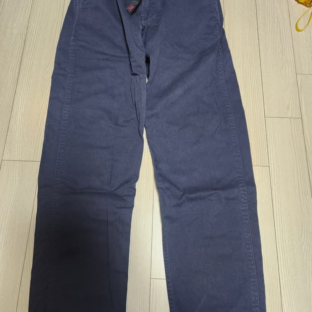 Gramicci 그라미치 팬츠 팝니다.