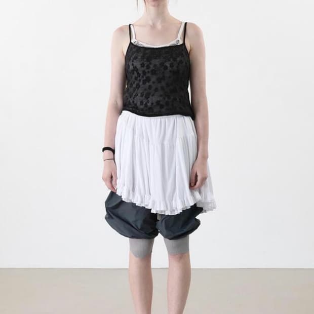 COSMOSS TEXTURED PETAL CAMISOLE