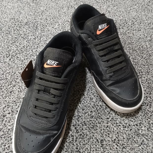 나이키(NIKE) 블랙 운동화