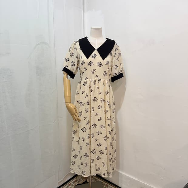 아이보리 블랙카라 플라워 롱원피스 롱드레스 4455