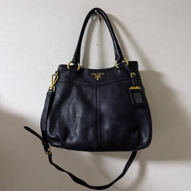 프라다 BN1777 블랙 비텔로 다이노 금장 토트&크로스백