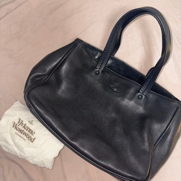 vivienne westwood 가죽토트백