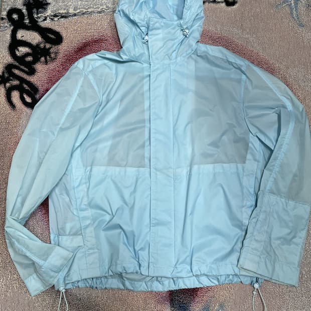 [M] EE nylon wind breaker light blue