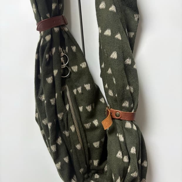 캐피탈 코튼 스너프킨 백