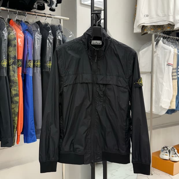 [M] 스톤아일랜드 크링클랩스 나일론 블루종 자켓