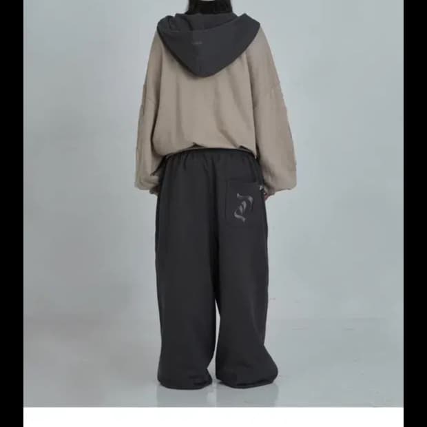 (새상품급) 오도어 몰리조거 차콜 2사이즈