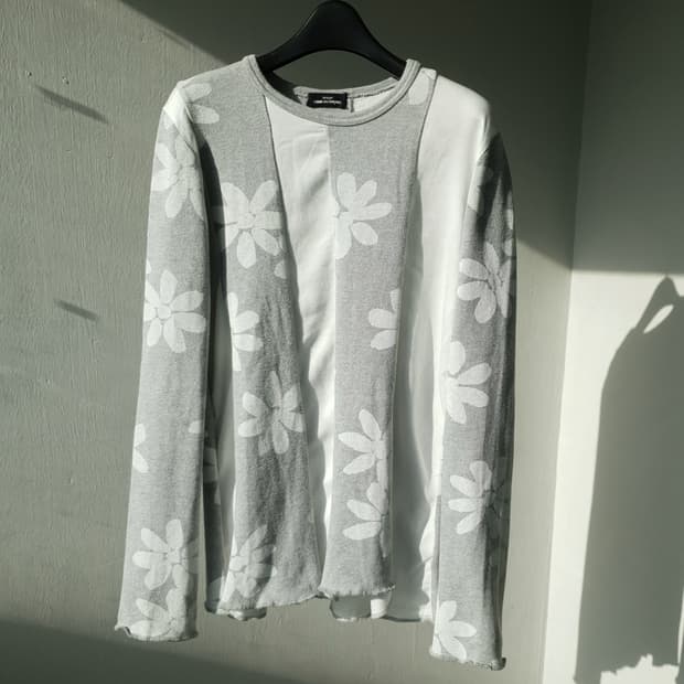 AD1993 Comme Des Garcons 
long sleeve