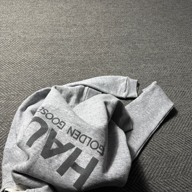 골든구스 HAUS 프린팅 로고 기모 스웻 맨투맨 M