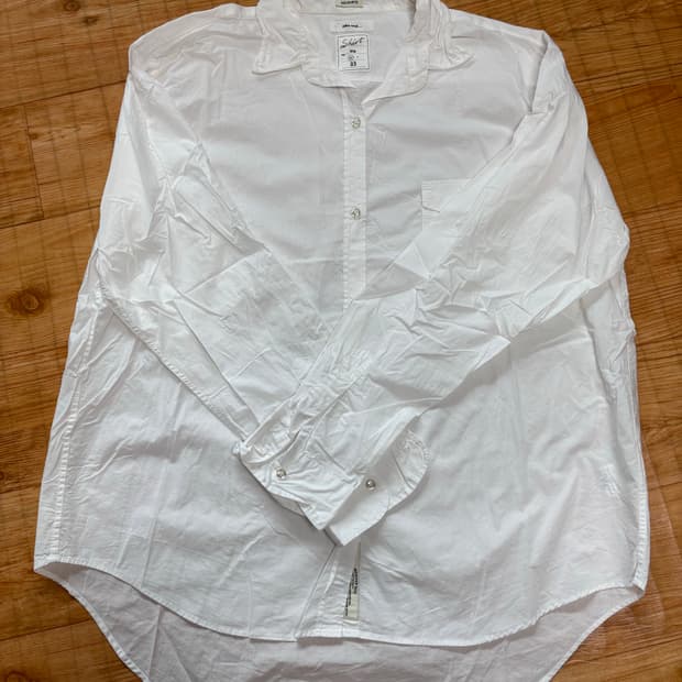 니코앤드 빅셔츠 M사이즈 팝니다.