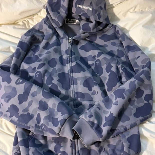 베이프 후드집업 