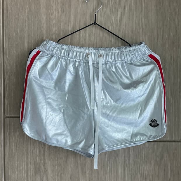 Moncler y2k 실버 숏팬츠