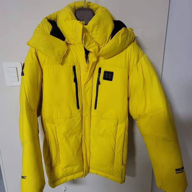 코오롱 테라노바 대장패딩 90표기 95정 상태굿

