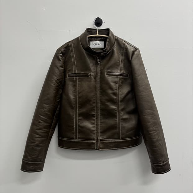 세릭 CERRIC 콘트라스트 스티치 레더 자켓