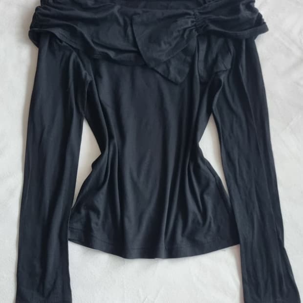 일본 빈티지 갸루 공겜여주 블랙 리본 탑 오프숄더 블라우스