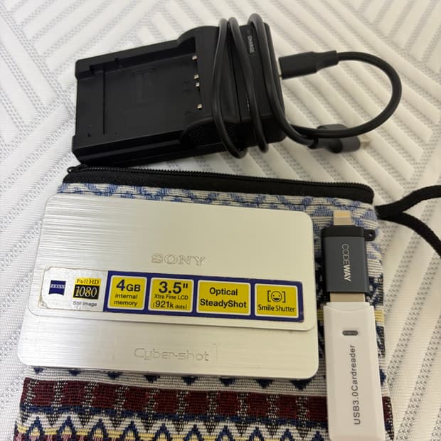 디지털 카메라 소니 사이버샷 dsc-t700