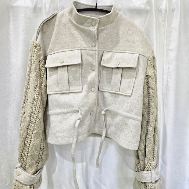 니트 소매 포인트 크롭 자켓 아이보리