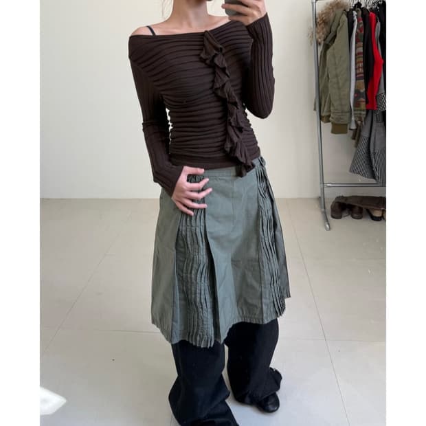 브라운 프릴 니트