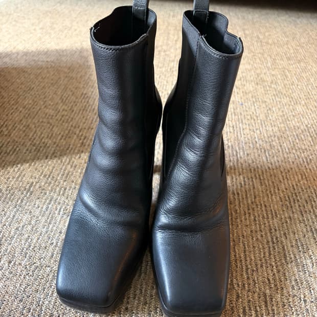 릭오웬스 스퀘어토 앵클 부츠