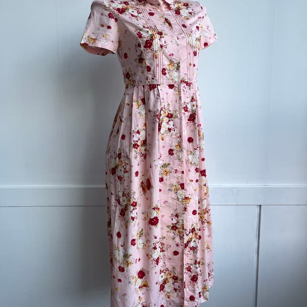 *SALE) 딸기우유 플로럴 카라 원피스